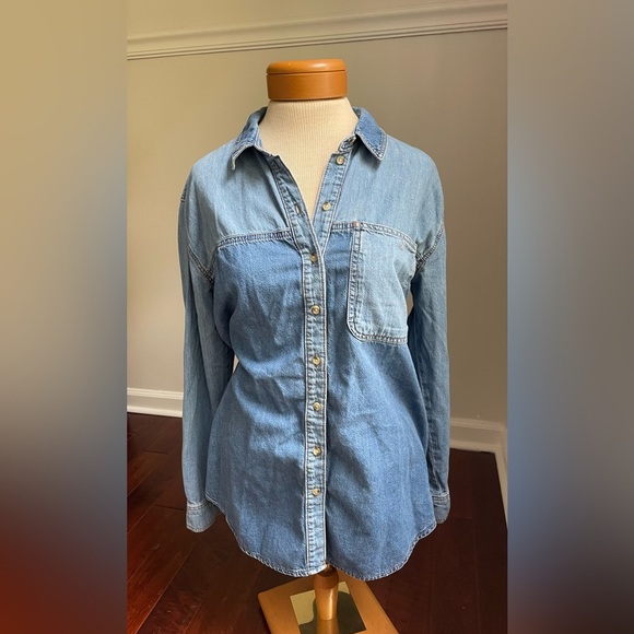 Topshop Tops - Topshop Denim Button-Down Shirt Women's Size L​